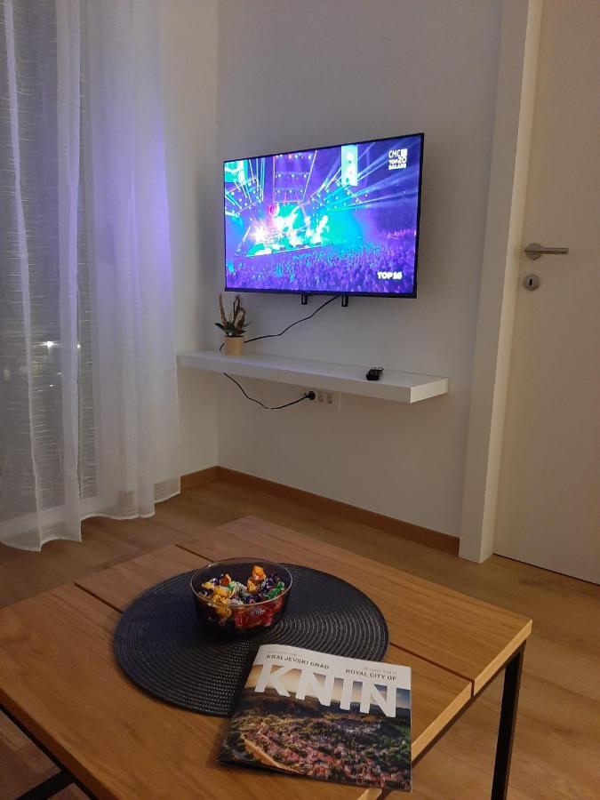 Apartman Stela Knin Exterior foto